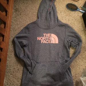 ❗️ the north face hoodie ❗️